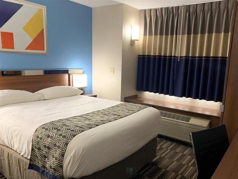 Microtel Inn & Suites By Wyndham Fond Du Lac Kültér fotó