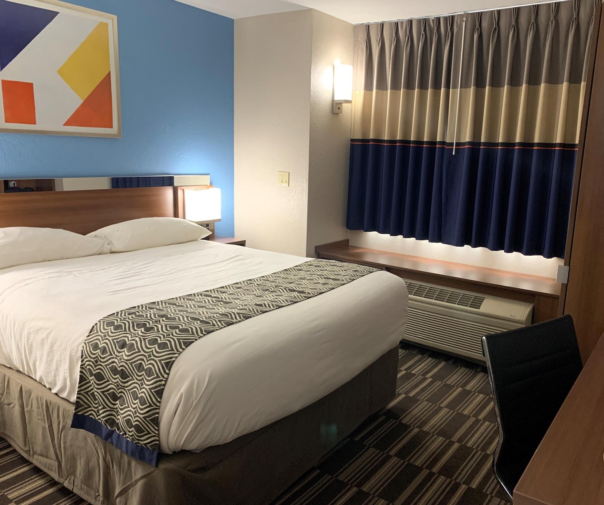 Microtel Inn & Suites By Wyndham Fond Du Lac Kültér fotó