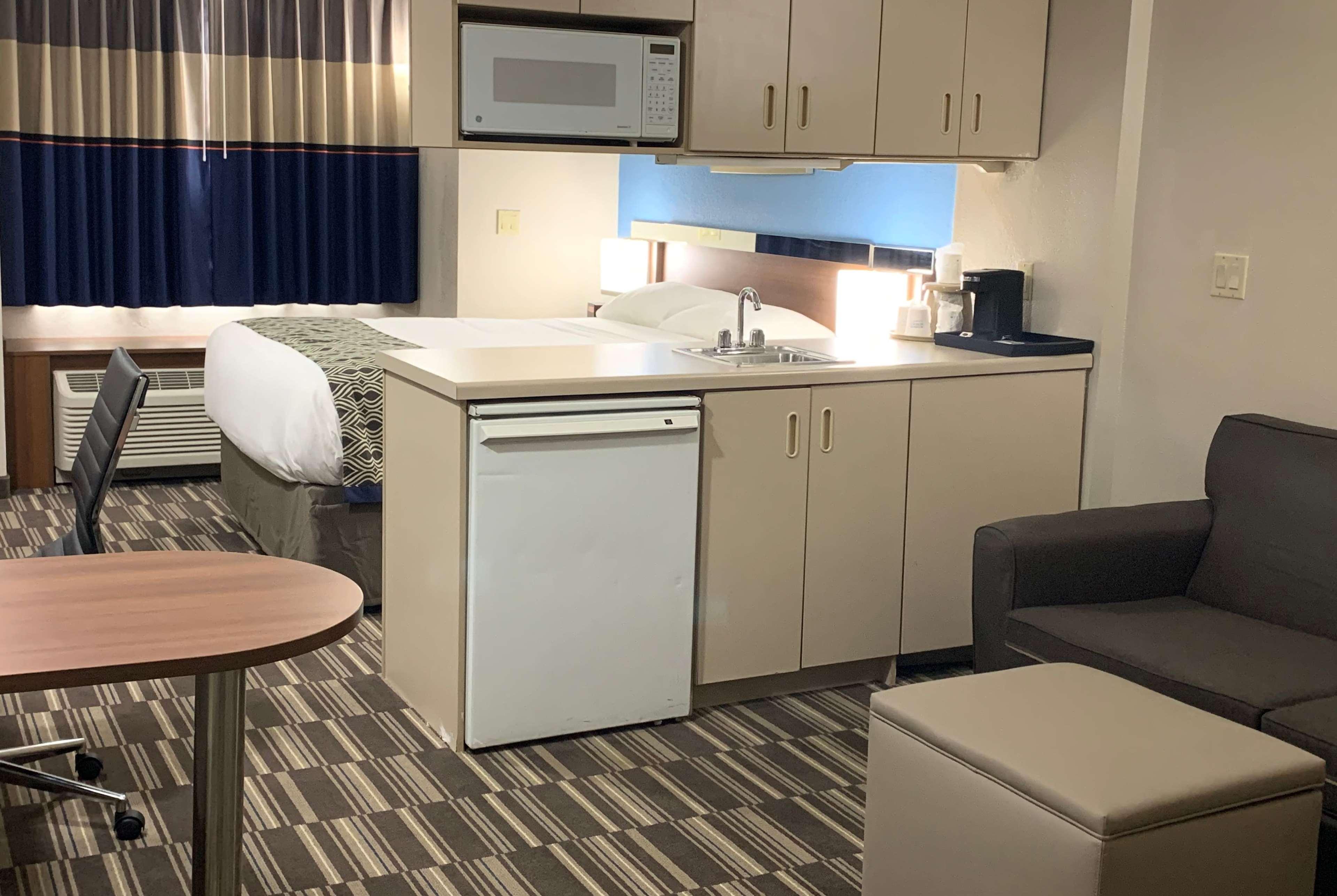 Microtel Inn & Suites By Wyndham Fond Du Lac Kültér fotó